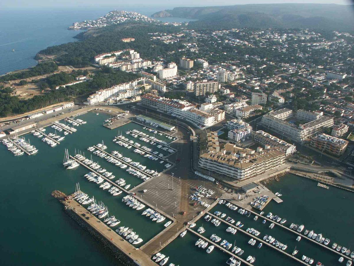 L' Escala Jamaica 아파트 외부 사진